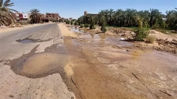 قطع المياه عن مدينة موط بالوادي الجديد بسبب كسر في خط المياه الرئيسي