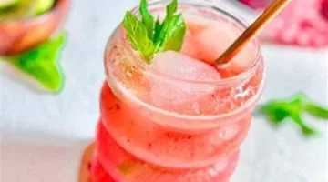 ليس منها الآيس كوفي.. أفضل المشروبات الطبيعية لترطيب الجسم في الصيف