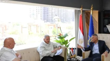 محافظ أسوان: إنجاز 70% من المشروعات العاجلة بقطاع مياه الشرب بالنقاط الساخنة