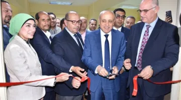 محافظ الأقصر يفتتح أول حمام سباحة أوليمبي