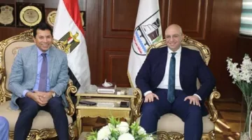 محافظ بني سويف يستقبل وزير الشباب لافتتاح وتفقد عدد من المنشآت الرياضية