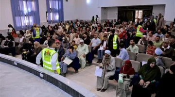 محافظ سوهاج يعقد اللقاء الجماهيري الأسبوعي للاستماع إلى شكاوى وطلبات المواطنين