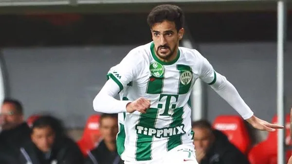 محمد علي بن رمضان يهدد استمرار ثلاثي الأهلي.. أبرزهم السولية