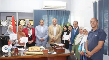 مدير تعليم الجيزة يكرم الطلاب المبدعين في المسابقة الدولية للعلوم والهندسة ISEF