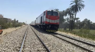 مصرع شاب مجهول الهوية أسفل عجلات القطار في سوهاج