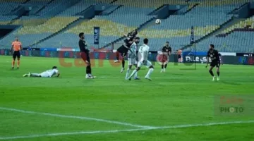 نتيجة مباراة الزمالك والمصري بالدوري.. التعادل السلبي يحسم الشوط الأول