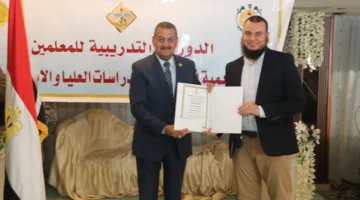 نقيب المعلمين يكرم 5 معلمات.. ويعلن تكريم شهري للمتميزين