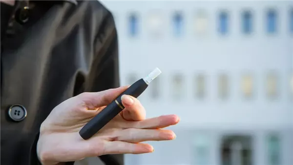 هل منتجات التبغ المسخن أكثر أمانًا من السجائر؟