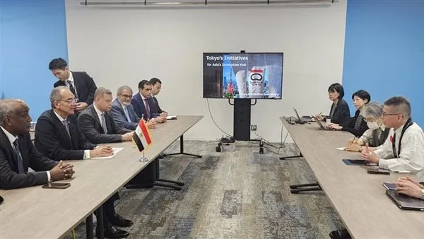 وزير الاتصالات يلتقي بمسؤولي شركات يابانية لبحث التعاون في مجال صناعة الإلكترونيات وأشباه الموصلات وزير الاتصالات يلتقي بمسؤولي شركات يابانية لبحث التعاون في مجال صناعة الإلكترونيات وأشباه الموصلات