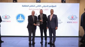 وزير التعليم العالي وعميد هندسة عين شمس يكرمان شركة سيستكس بـ مؤتمر ICES 2025