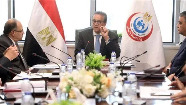 وزير الصحة يناقش الموارد المالية لصندوق مواجهة الطوارئ الطبية والأمراض الوراثية والنادرة