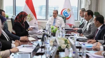 وزير الصحة يناقش مشروع موازنة قطاع الصحة للعام المالي 2025/ 2026